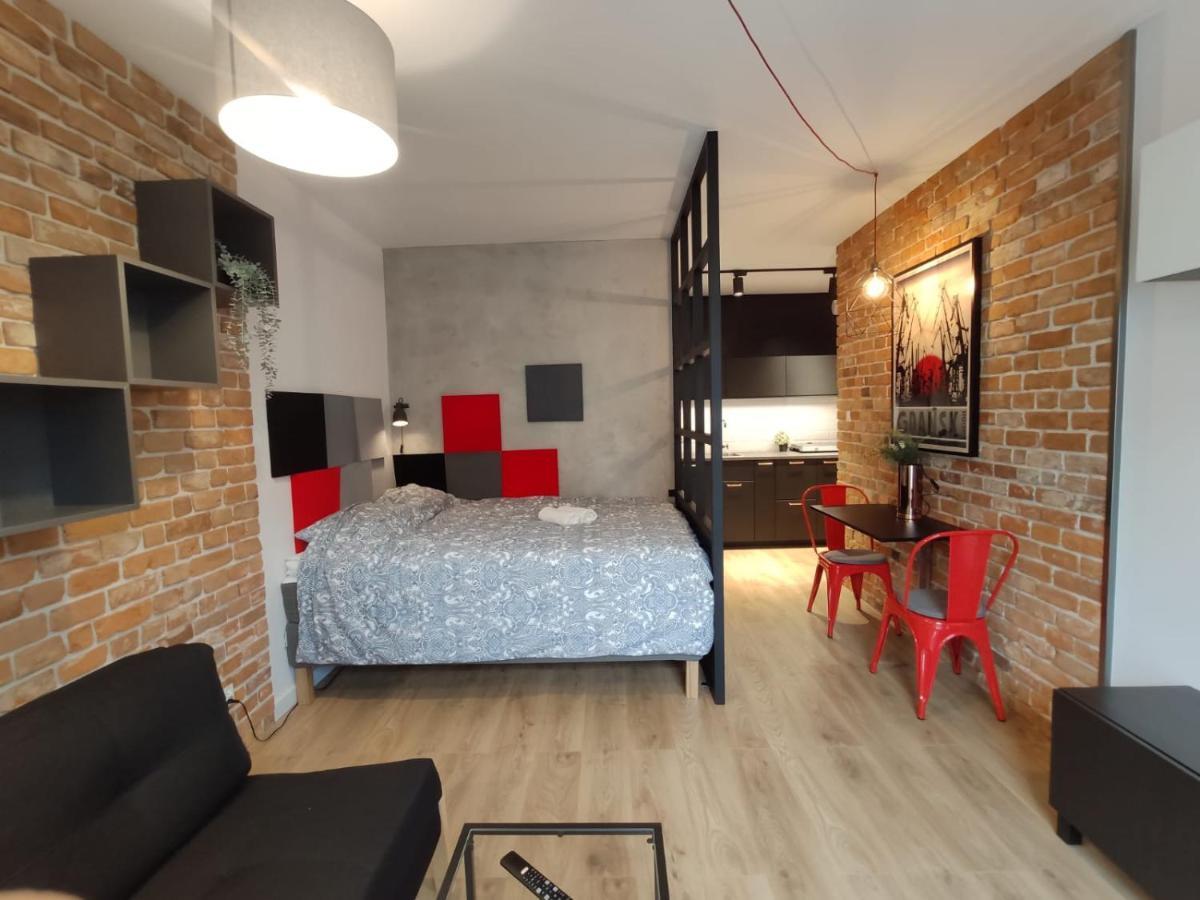 גדנסק Red Wall Apartment In The Old Town מראה חיצוני תמונה